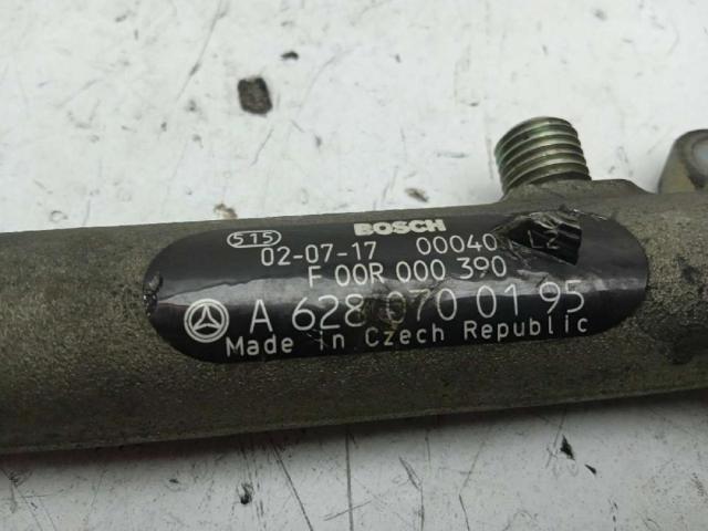 A6280700195 Rampa de combustible izquierda comprar Sevilla