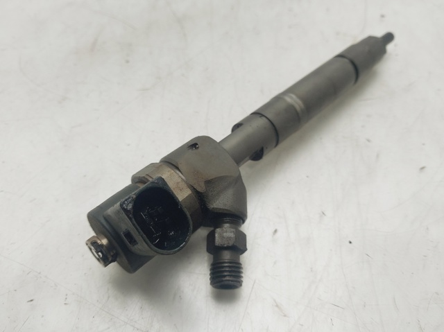 MERCEDES A6280700487 Inyector de combustible  disponible Lugo