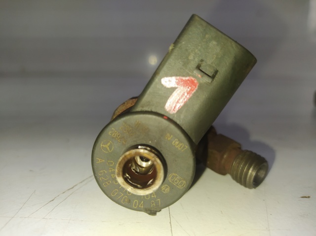 A6280700487 Inyector  en stock Castellón