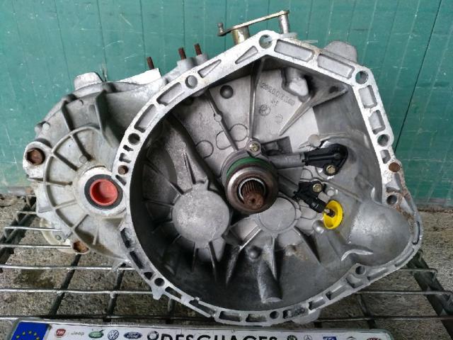 MERCEDES A6382601900 Caja de cambios manual completa  disponible Valladolid