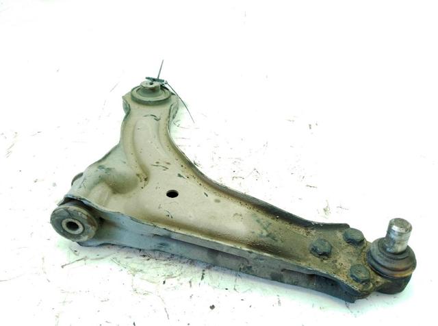 A6383300010 MERCEDES Brazo inferior izquierdo de la suspensión delantera  comprar en Oviedo