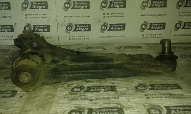 MERCEDES A6383300010 Brazo inferior izquierdo de la suspensión delantera  en stock Terrassa