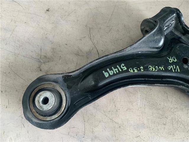 A6383300110 Brazo inferior derecho de la suspensión delantera comprar Almería