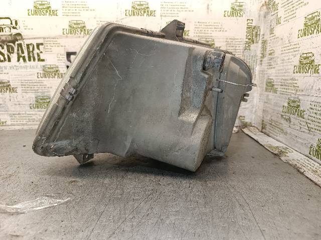 A6388200161 MERCEDES Faro derecho  comprar en Oviedo