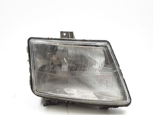 A6388200161 Faro derecho  en stock Granada