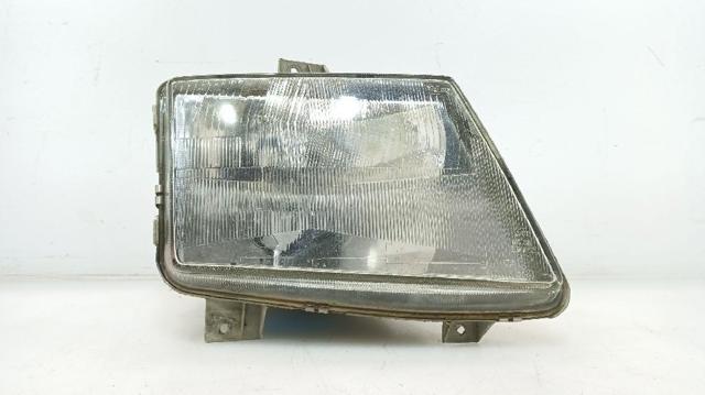 MERCEDES A6388200161 Faro derecho  en stock Terrassa