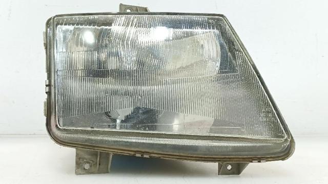 A6388200161 Faro derecho  disponible Utrera
