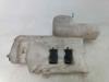 Tapa de depósito de limpiaparabrisas A6388690008 MERCEDES