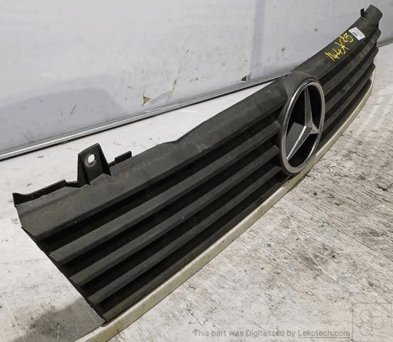 A6388800483 MERCEDES Parrilla  en stock Córdoba