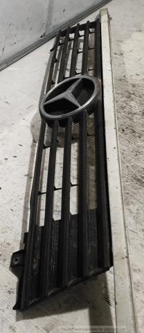 A6388800483 Parrilla del radiador  comprar en Pontevedra