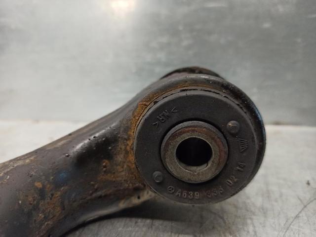 A6393300410 Brazo inferior izquierdo de la suspensión delantera  comprar en Zaragoza
