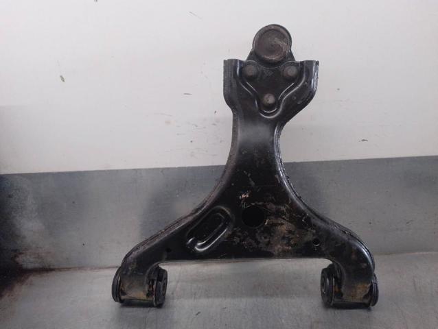 A6393300410 Brazo inferior izquierdo de la suspensión delantera  comprar en Reus