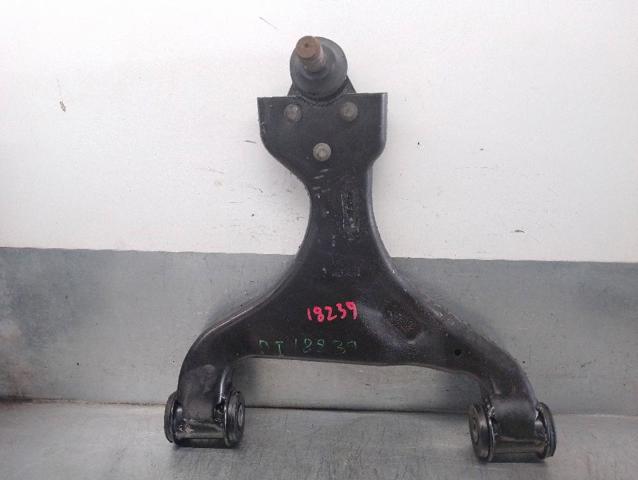A6393300410 Brazo inferior izquierdo de la suspensión delantera comprar Almería