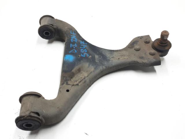 Brazo inferior izquierdo de la suspensión delantera A6393300410 MERCEDES