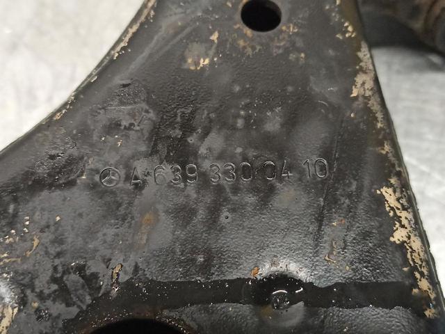 A6393300410 MERCEDES Brazo inferior izquierdo de la suspensión delantera  comprar en Jaén