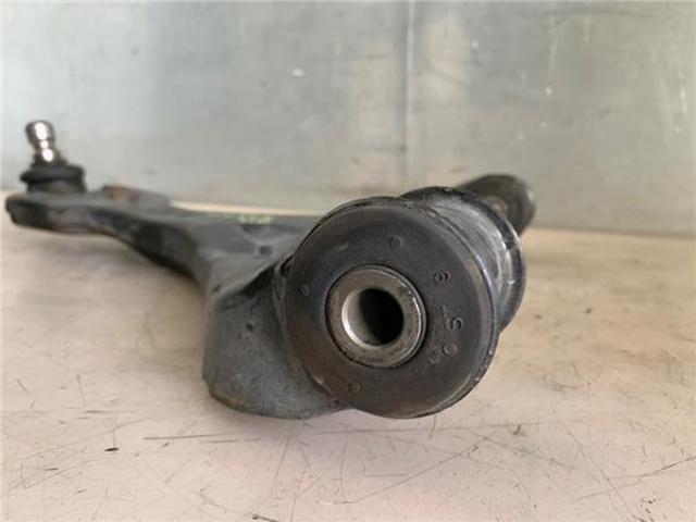 MERCEDES A6393300410 Brazo inferior izquierdo de la suspensión delantera  en stock Salamanca