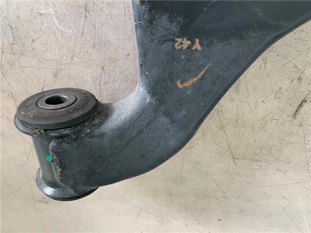 A6393300510 MERCEDES Brazo inferior derecho de la suspensión delantera  comprar en Lleida