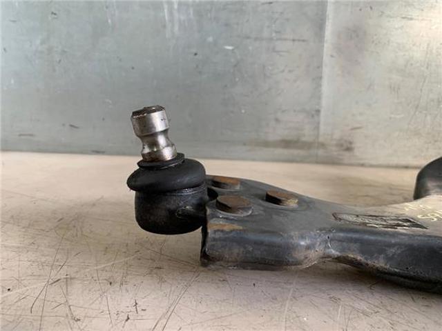 A6393300510 MERCEDES Brazo inferior derecho de la suspensión delantera comprar Alcalá