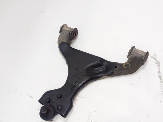 MERCEDES A6393300910 Brazo inferior derecho de la suspensión delantera  comprar en Murcia