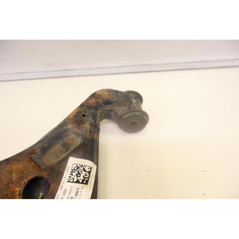MERCEDES A6393300910 Brazo inferior derecho de la suspensión delantera  en stock Valencia