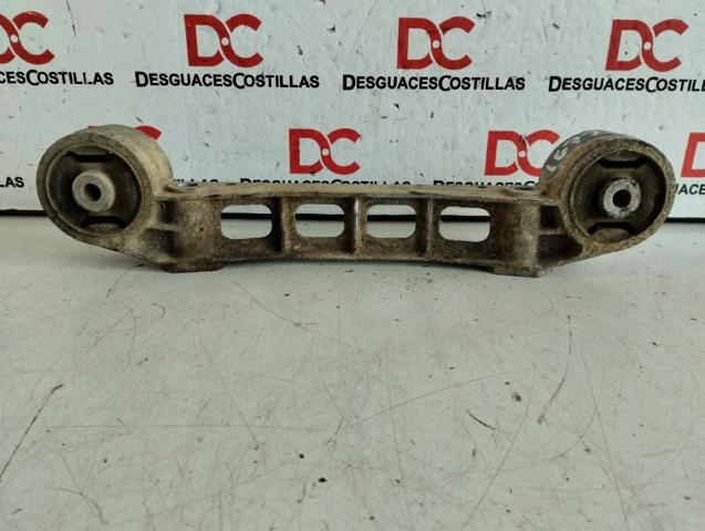 Silentblock de la traviesa de montaje del diferencial trasero trasero A6393530347 MERCEDES