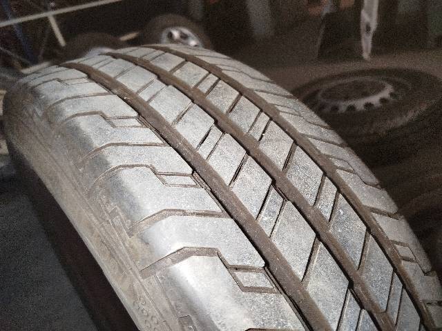 A6394010825 MERCEDES Tapacubos de rueda  comprar en Jaén