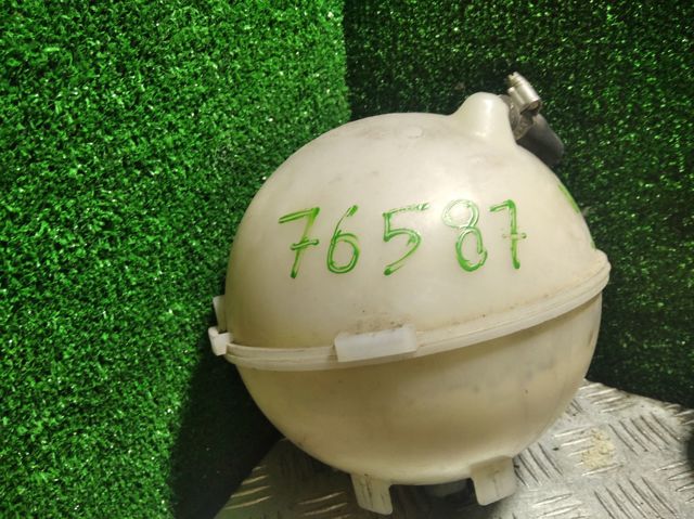 A6395010203 MERCEDES Vaso de expansión  en stock Gandía