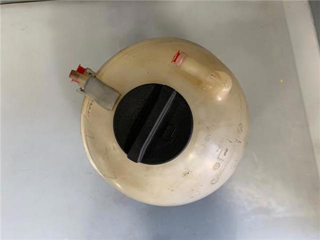 MERCEDES A6395010503 Vaso de expansión comprar Pamplona