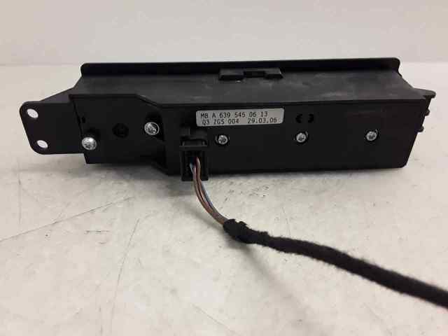 A6395450613 MERCEDES Unidad de control de elevalunas delantero derecho  disponible Ourense