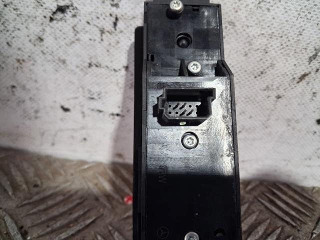 A6395450613 MERCEDES Unidad de control de elevalunas delantero derecho comprar Alcalá