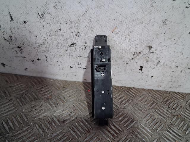 A6395450613 MERCEDES Unidad de control de elevalunas delantero derecho comprar Madrid