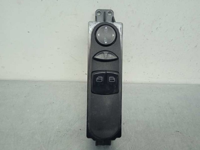 Unidad de control elevalunas delantera izquierda A6395451013 MERCEDES