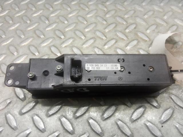 MERCEDES A6395451413 Unidad de control de elevalunas delantero derecho  en stock Salamanca