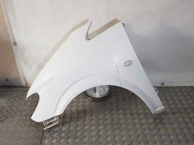 A6396305107 MERCEDES Aleta delantera izquierda  comprar en Jaén