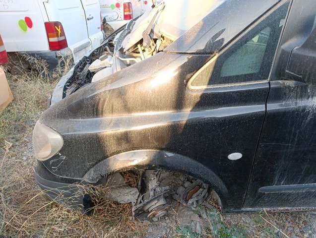 A6396305107 Aleta delantera izquierda comprar Girona