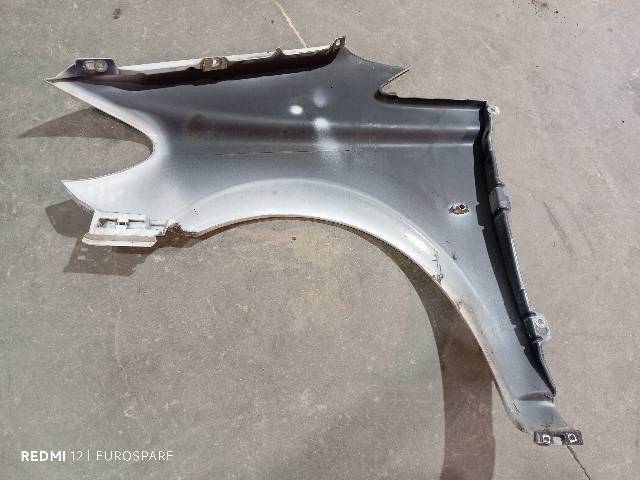 MERCEDES A6396305207 Aleta delantera derecha  comprar en Albacete