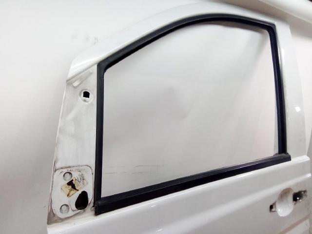 A6397201005 Puerta delantera izquierda  en stock Castellón