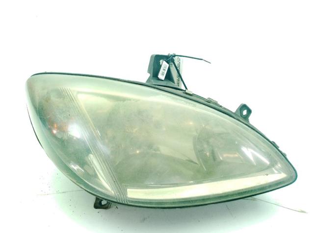 Luz derecha A6398200261 MERCEDES
