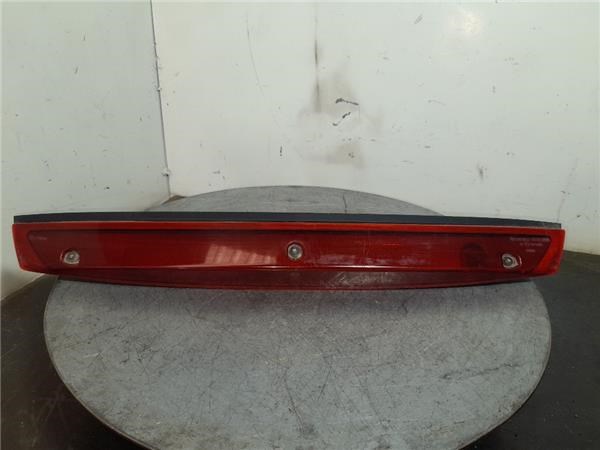 Lampara De Luz De Freno Adicional A6398260014 Mercedes