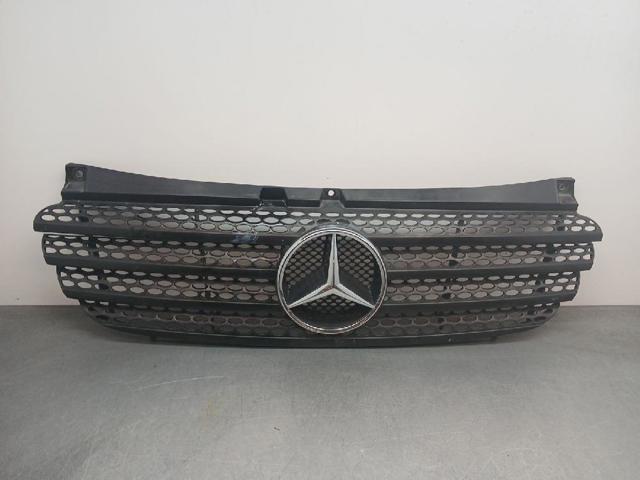 A6398800185 MERCEDES Parrilla  en stock Córdoba