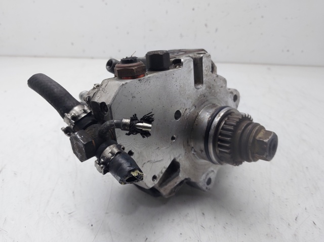 A6400700701 MERCEDES Bomba inyectora  en stock Córdoba