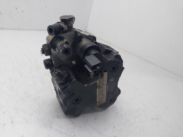 A6400700701 MERCEDES Bomba inyectora comprar Bilbao