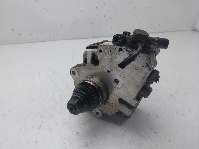 MERCEDES A6400700701 Bomba inyectora  en stock Terrassa