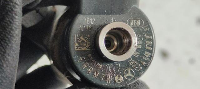 A6400700787 Inyector de combustible  disponible Utrera
