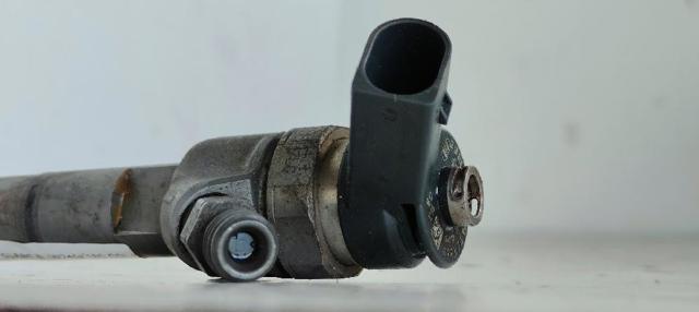 MERCEDES A6400700787 Inyector  en stock Salamanca
