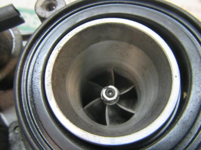 A6400902380 MERCEDES Turbocompresor  en stock Huelva
