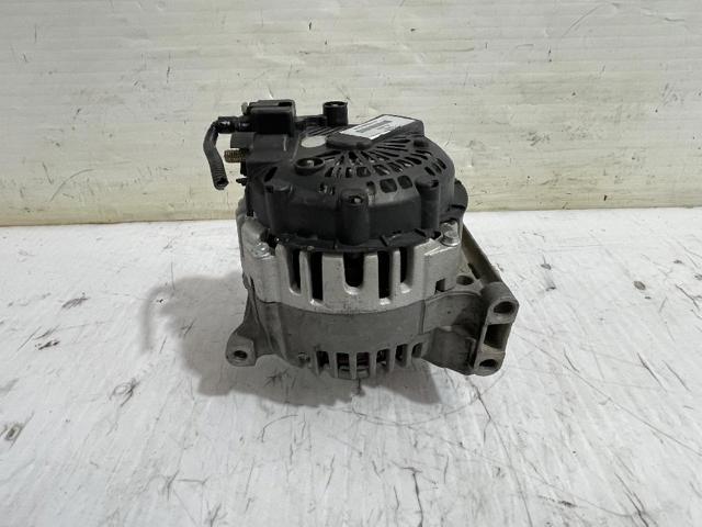 A6401540302 MERCEDES Alternador  en stock Gandía
