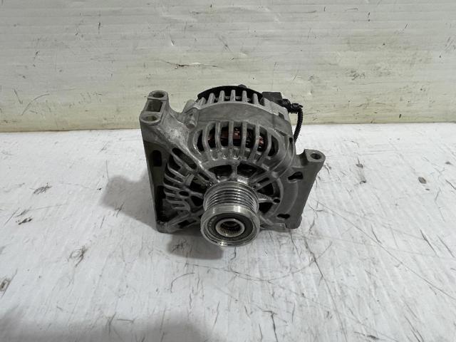 A6401540302 Alternador  en stock Sabadell