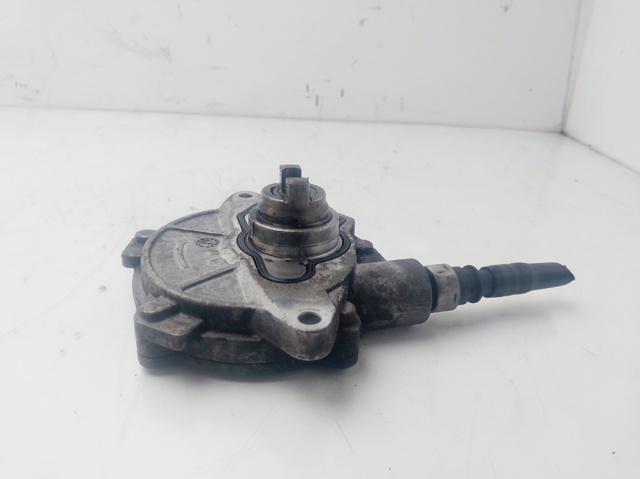 A6402300365 MERCEDES Bomba de vacío  comprar en Oviedo