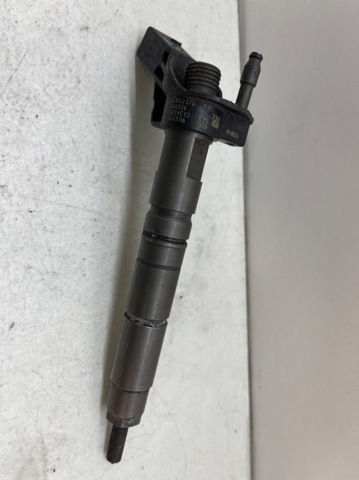 A6420701187 Inyector de combustible  comprar en Reus